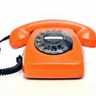 Un téléphone à cadran d'orange